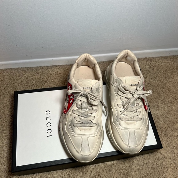 LIKE NEW: Gucci Women’s Rhyton Sneaker with Mouth Print Size 7 - Picture 2 of 7